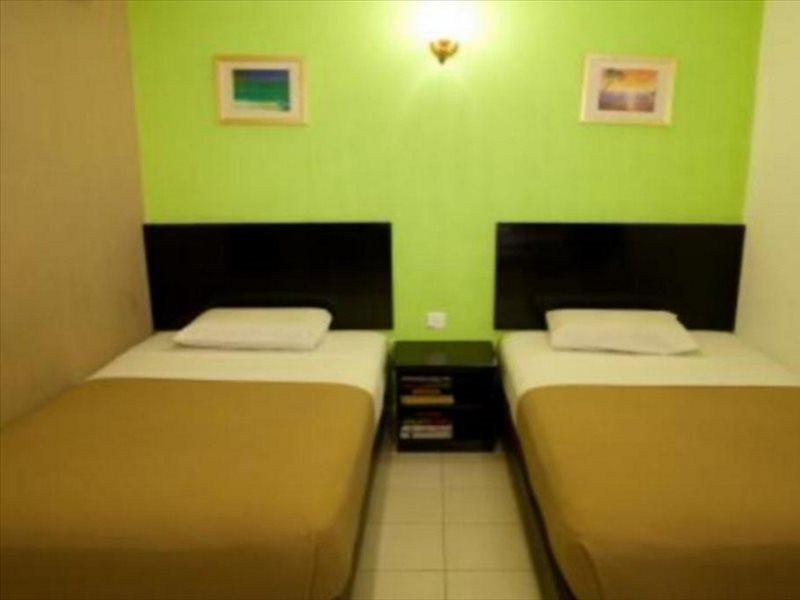 ג'והור בהרו Hotel Ria מראה חיצוני תמונה