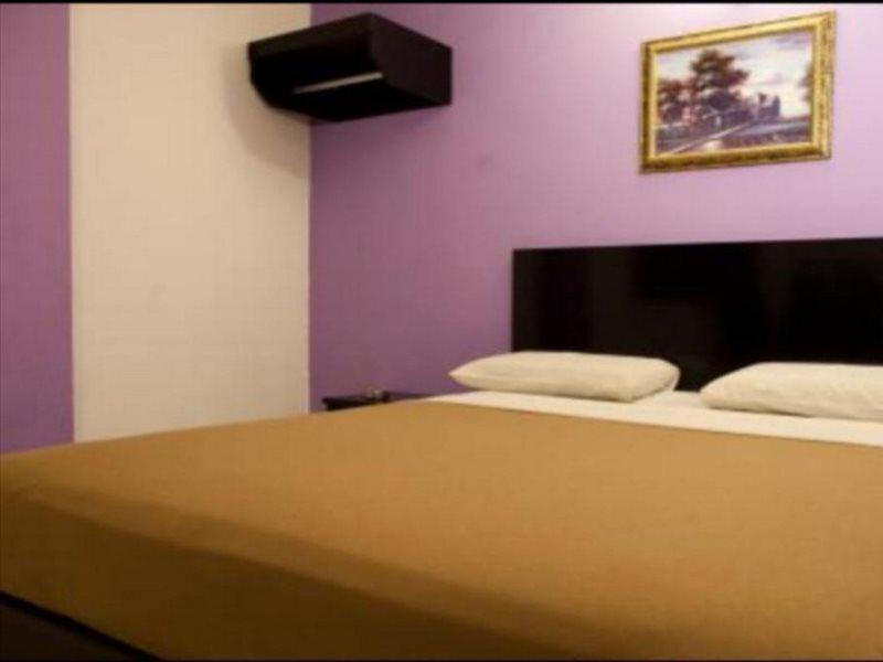 ג'והור בהרו Hotel Ria מראה חיצוני תמונה